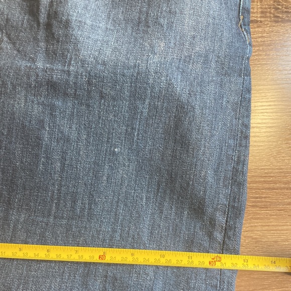 Mens Levi’s Relaxed Fit Medium Dark Wash Size 44x30 100% Cotton - Picture 8 of 14
